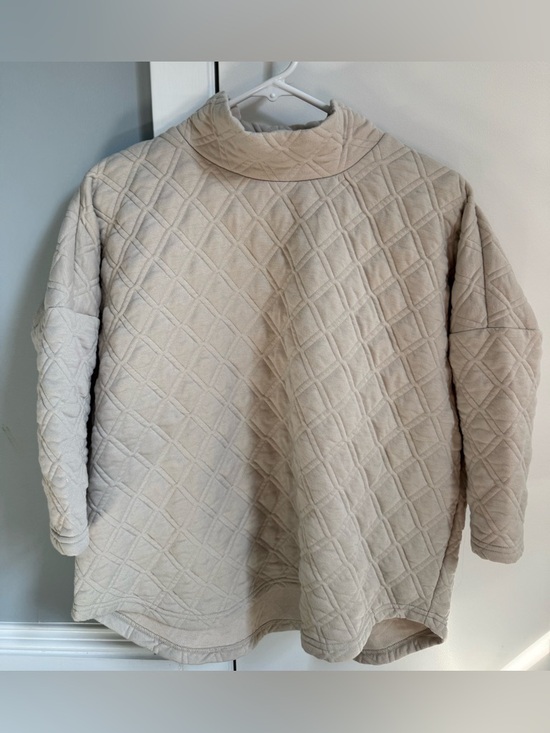 Tuckernuck Tops - Tuckernuck Sport Quilted Top